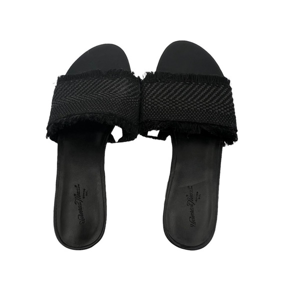 Universal Thread Black Woven Fringe Hem Slip On Sandals Size 8 Women's - Picture 5 of 9